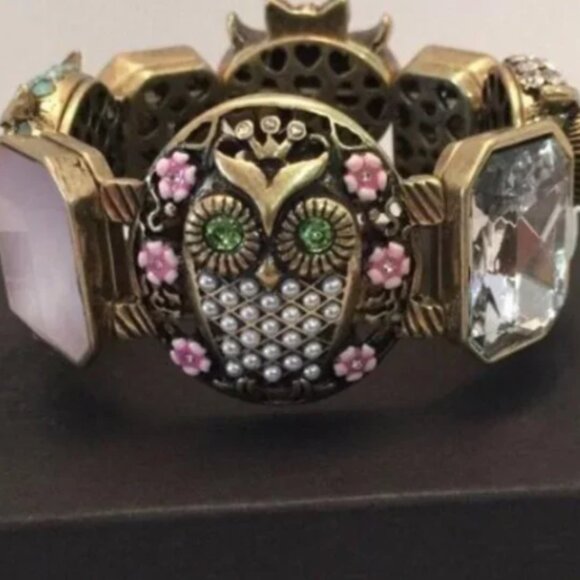 BETSEY JOHNSON OWLS & MIXED STONE STRETCH BRACELET - Picture 4 of 9